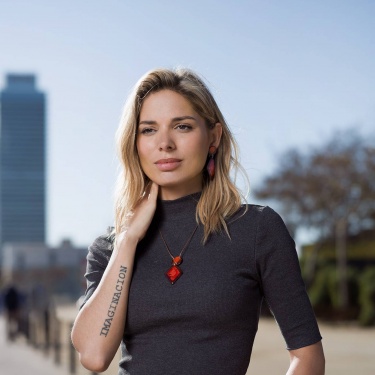 Kaliberet Rot und Weinrot