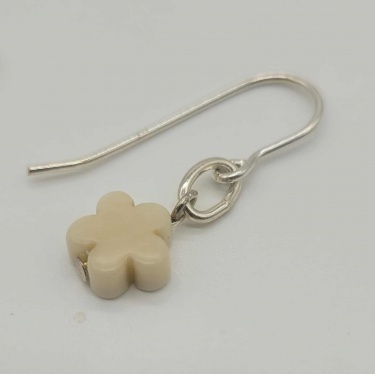 Rosiret White nature